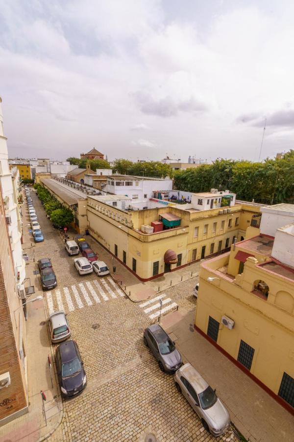 RentalSevilla en el barrio de Triana Exterior foto